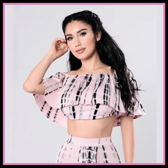 NWT FASHION NOVA TIE-DYE OFF-THE SHOULDER CROP - Picture 10 of 10